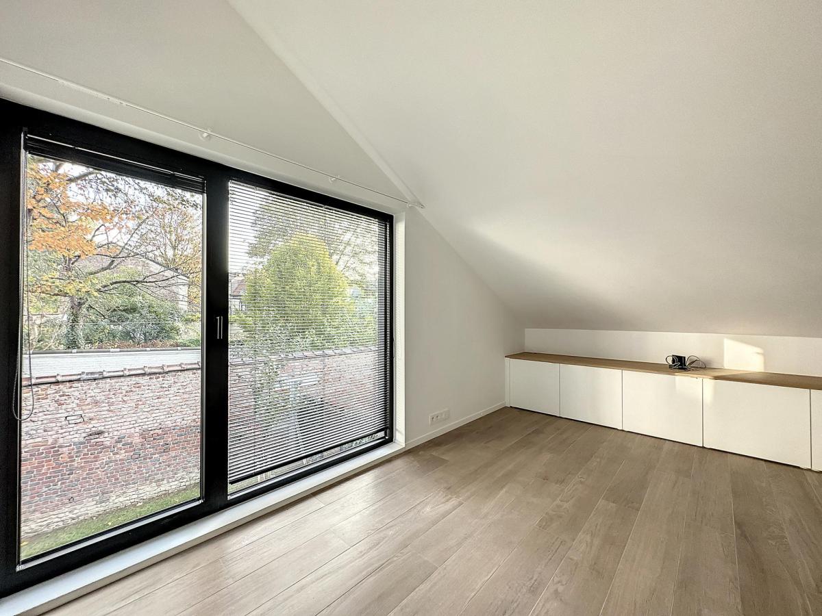 Vleurgat : Jolie maison arrière neuve avec jardin