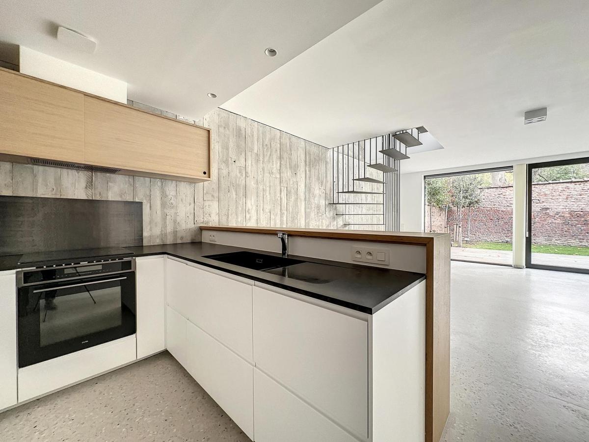 Vleurgat : Jolie maison arrière neuve avec jardin