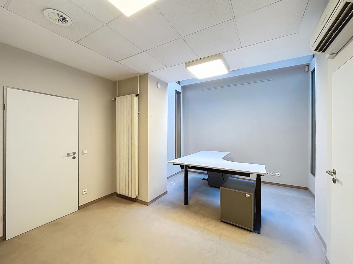 Quartier Européen : Magnifique espace de bureaux meublés