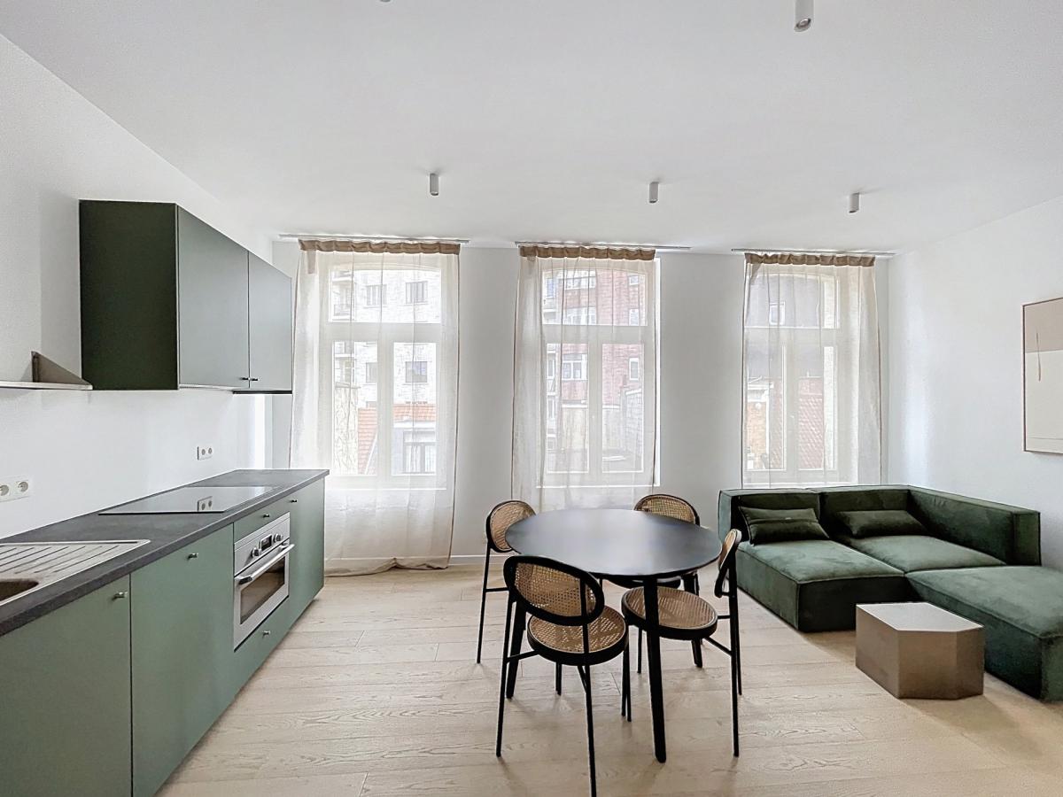 St. Catherine : Bel appartement meublé 1 chambre