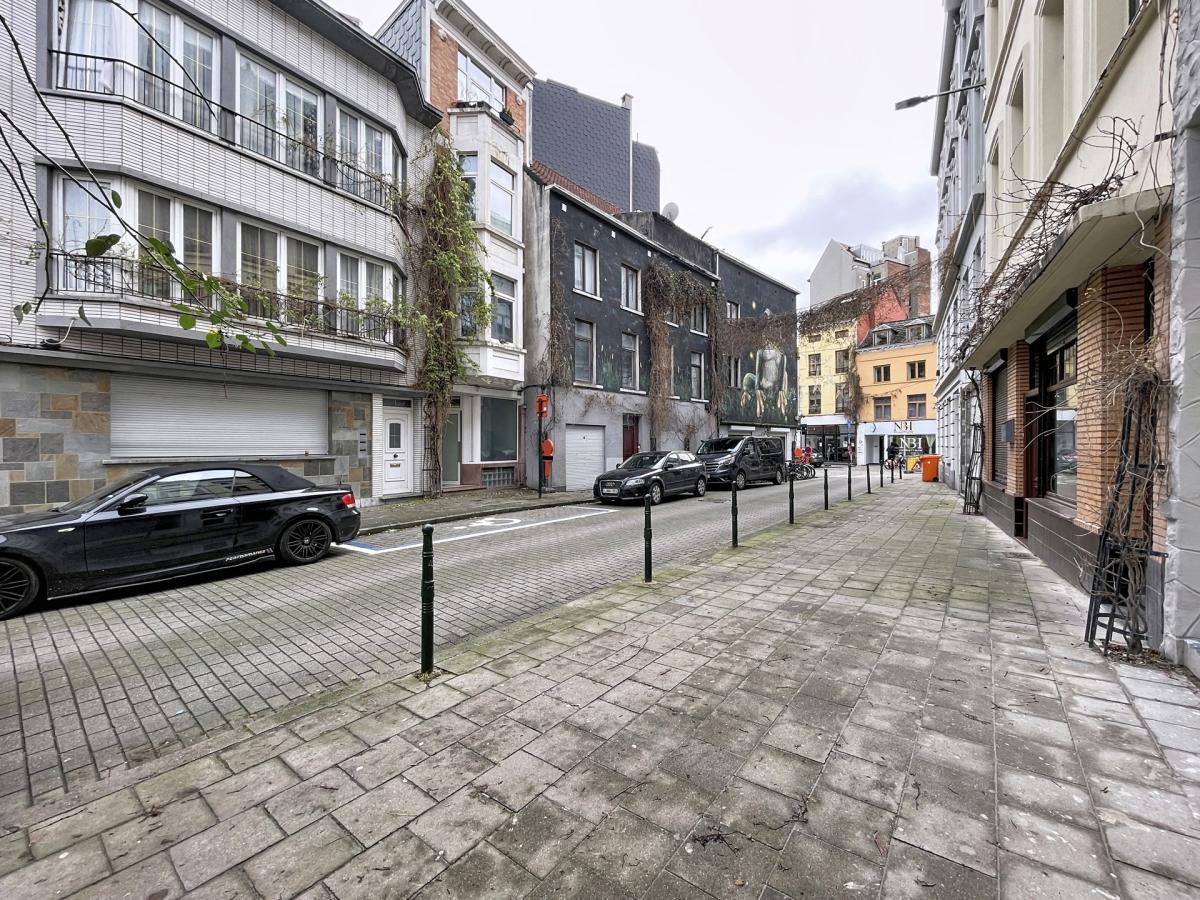 St. Catherine : Bel appartement meublé 1 chambre