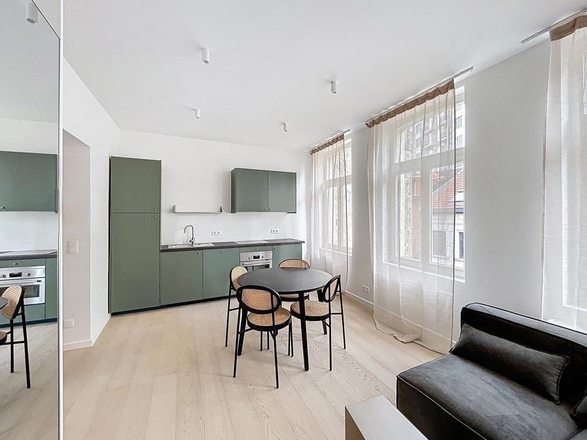 St. Catherine : Bel appartement meublé 1 chambre