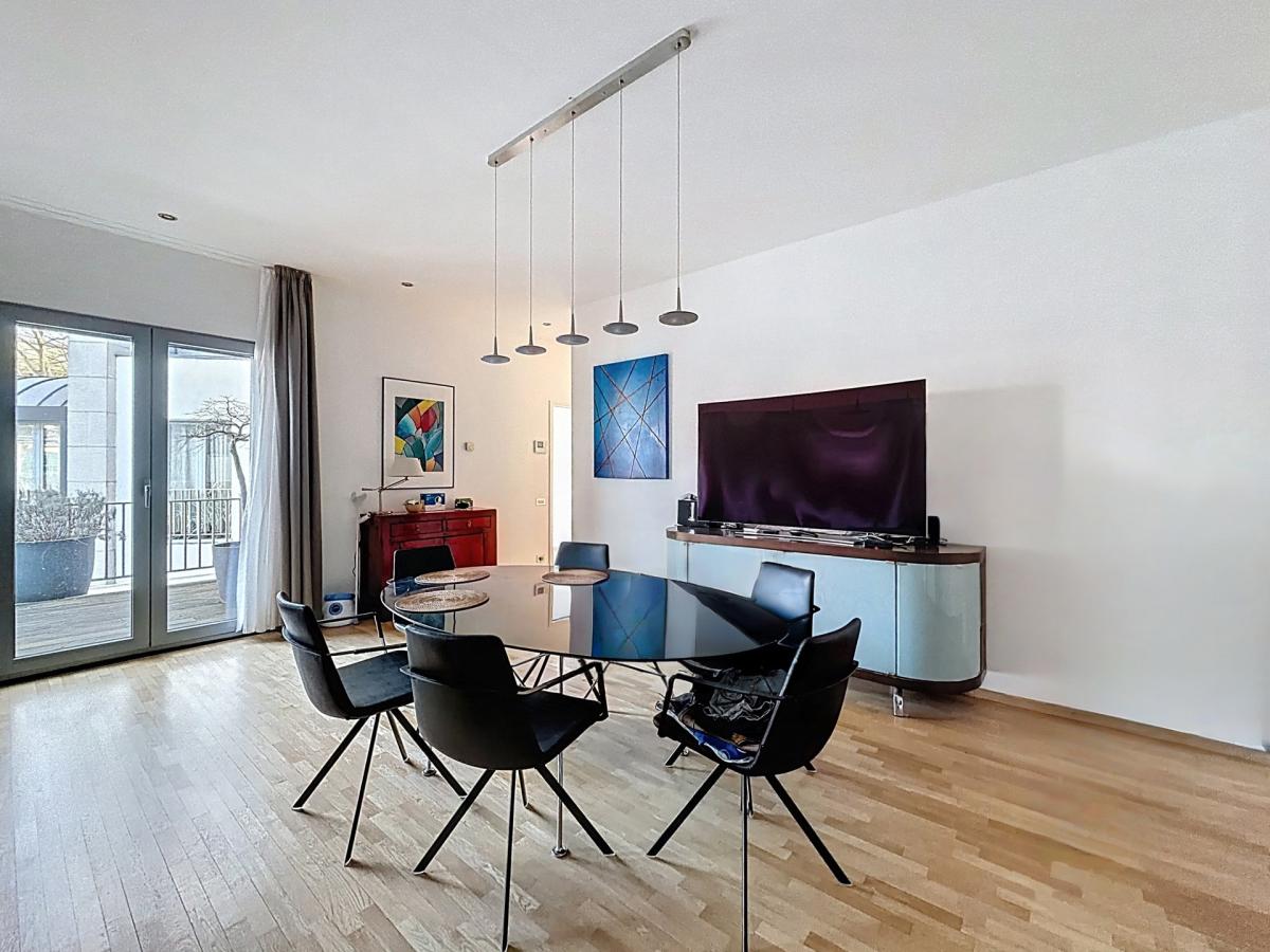 Sablon : Superbe appartement avec une grande terrasse