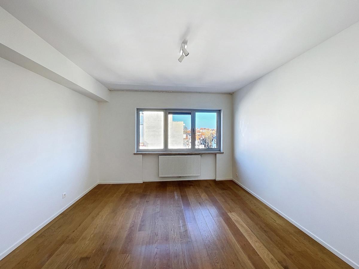 Quartier Européen : Bel appartement 2 chambres avec terrasse