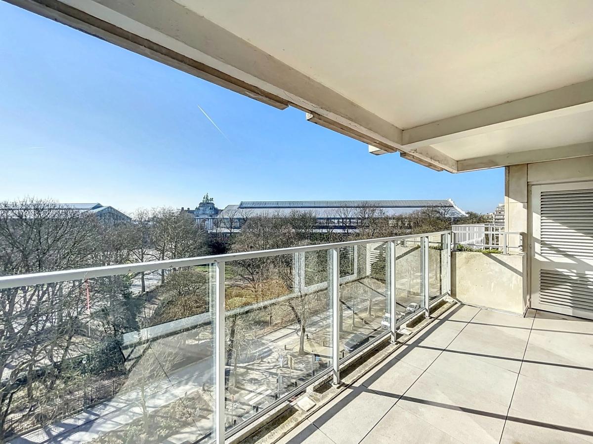 Quartier Européen : Bel appartement 2 chambres avec terrasse