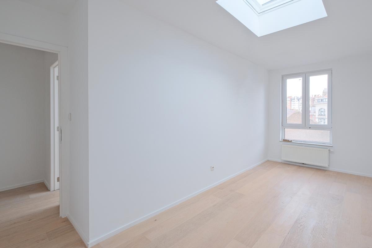 Quartier bascule - Duplex de ± 80 m², 2ch + bureau.