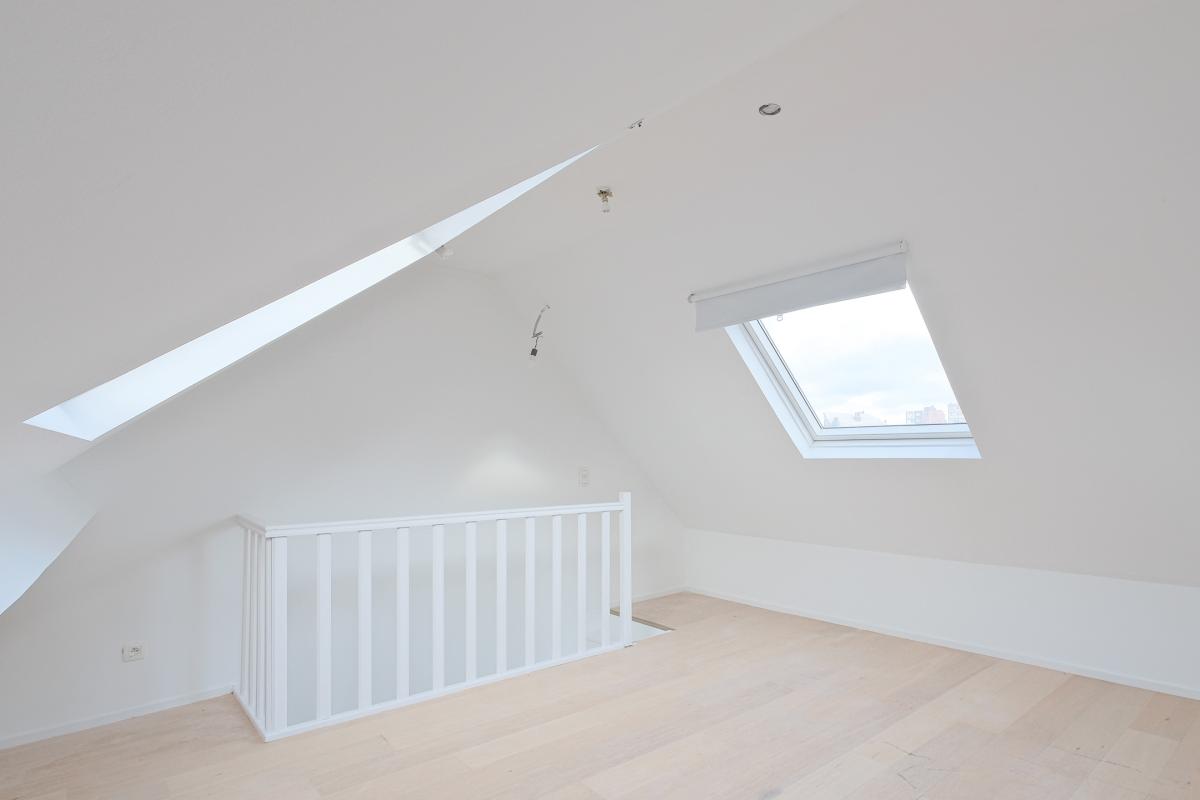 Quartier bascule - Duplex de ± 80 m², 2ch + bureau.