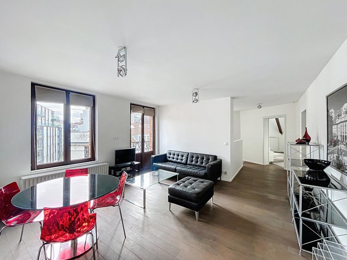 Congrès/Parc Royal : Super appartement 2 chambres meublé 