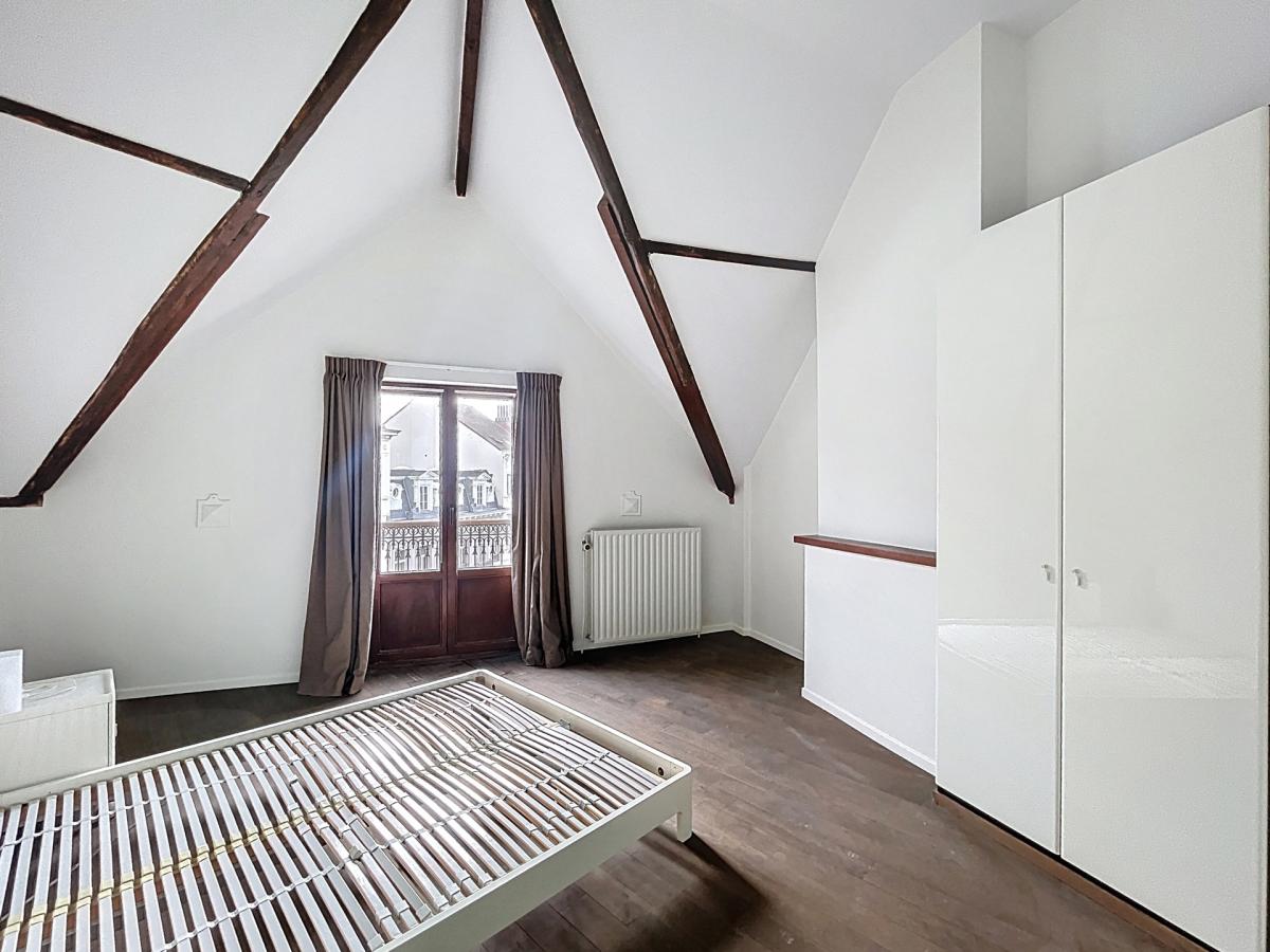 Congrès/Parc Royal : Super appartement 2 chambres meublé 