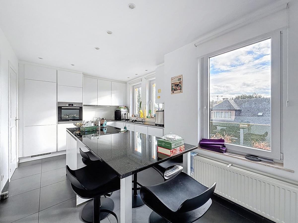 Dieweg : Maison 3 façades + piscine extérieure chauffée