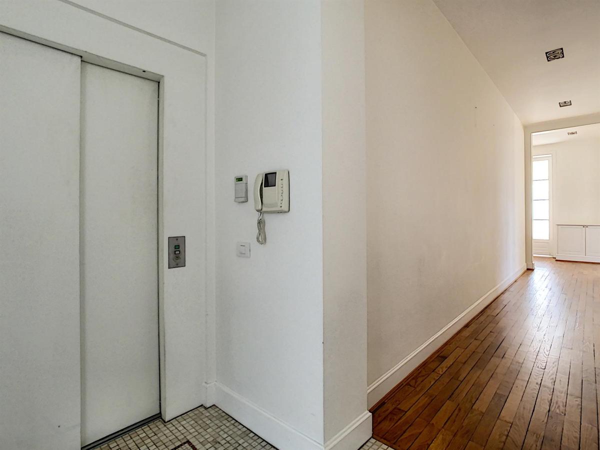 Molière : Somptueux appartement + terrasses