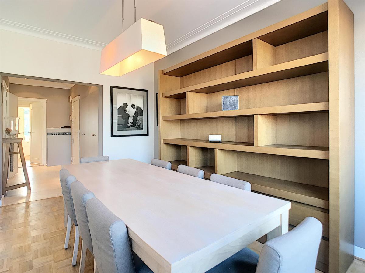 Cavell : Bel appartement meublé 2 chambres 