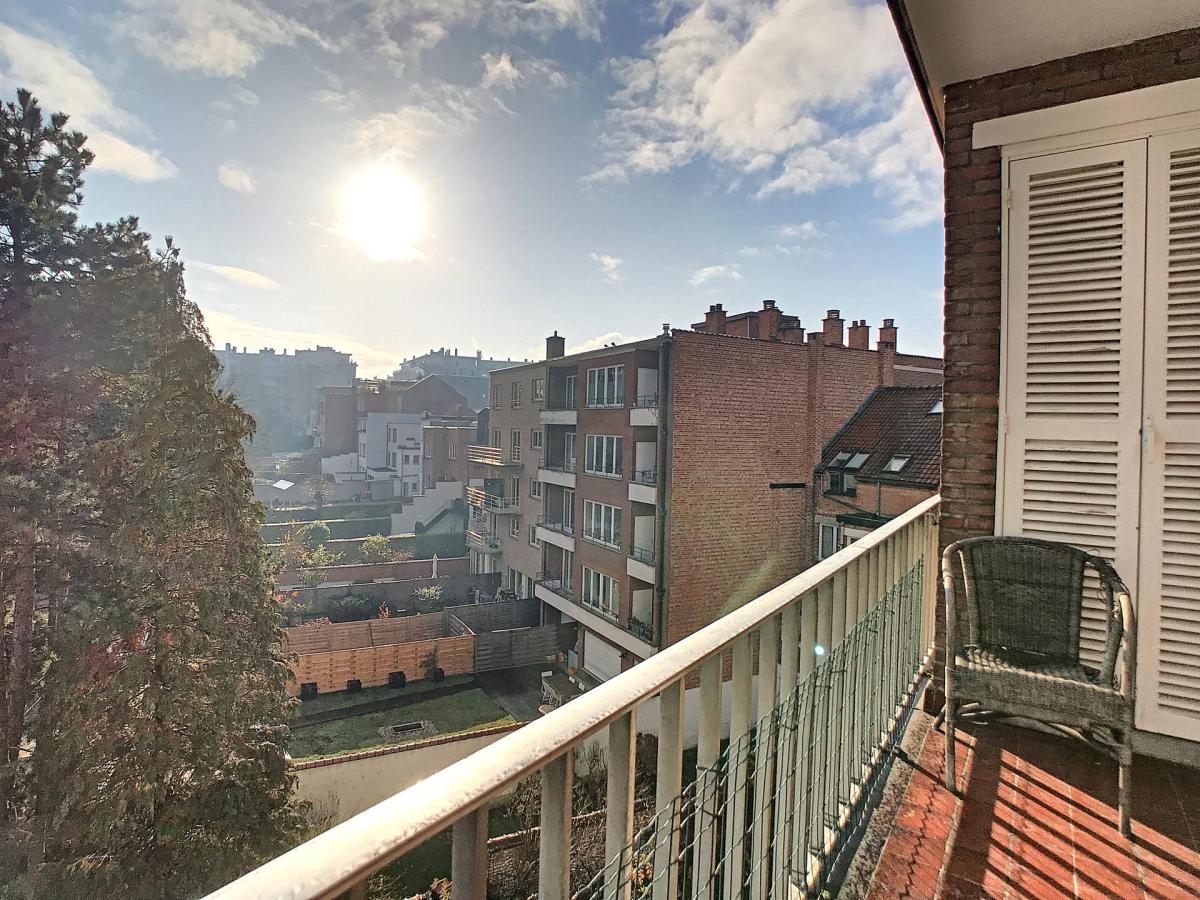 Cavell : Bel appartement meublé 2 chambres 