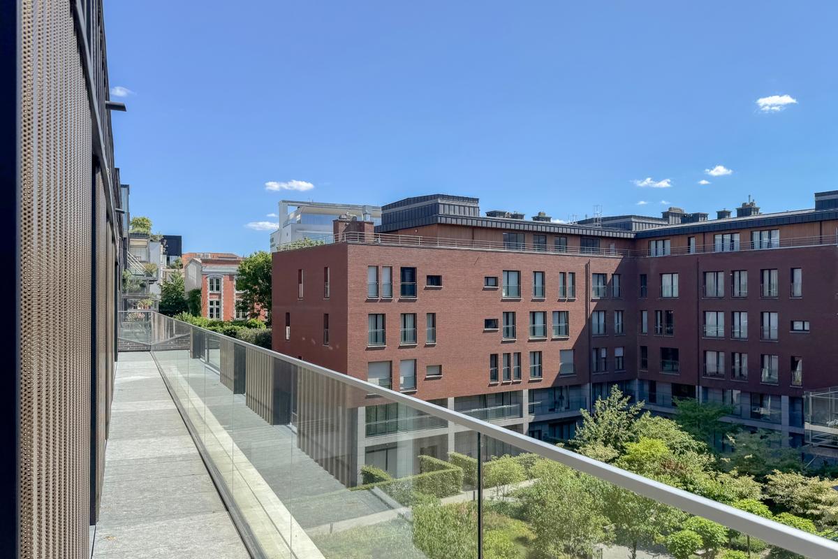 Penthouse neuf +- 204m² 3ch. + terrasse