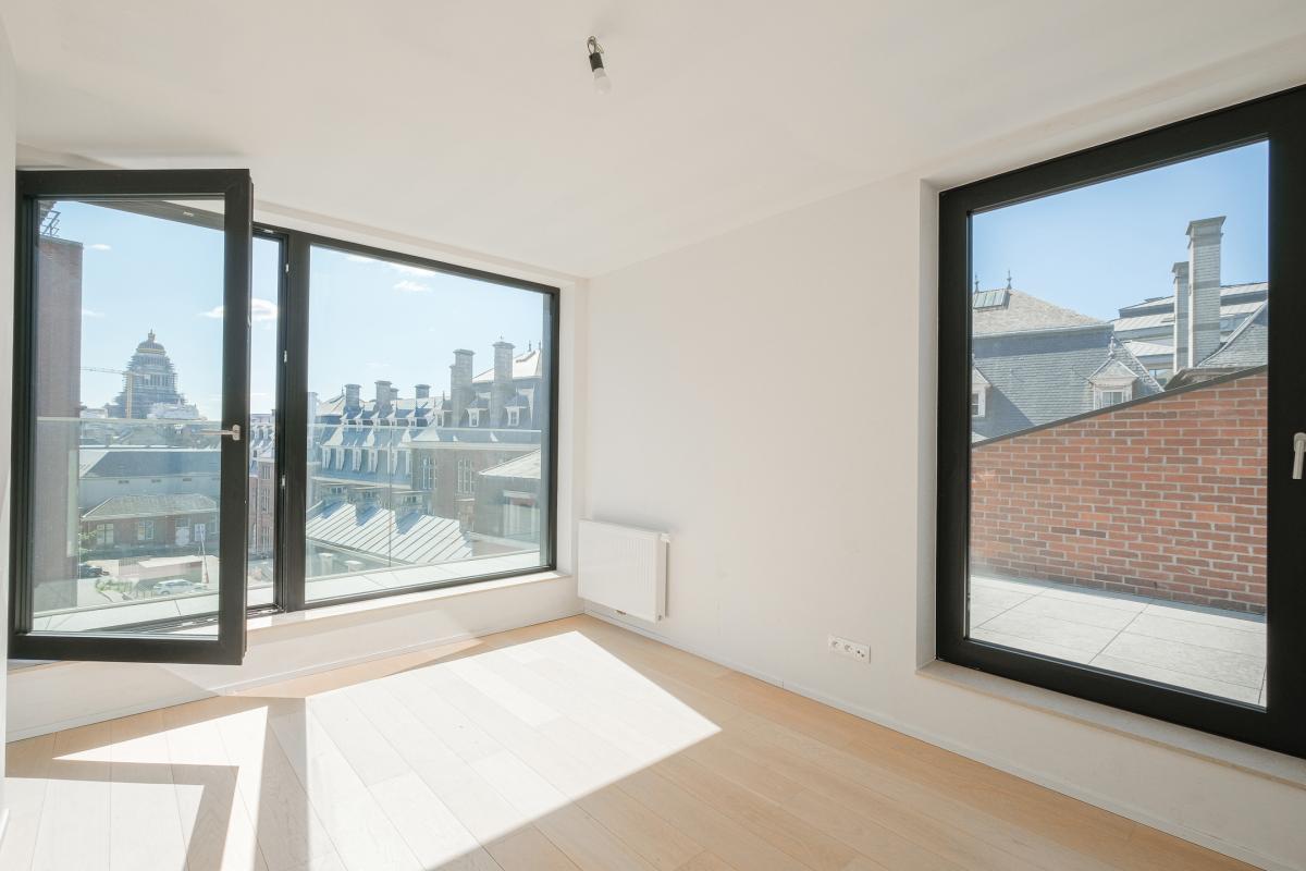 Penthouse neuf +- 204m² 3ch. + terrasse