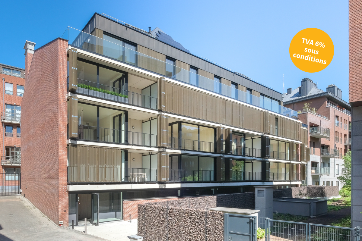 Rez-de chaussée +-145m²,3ch. + terrasse