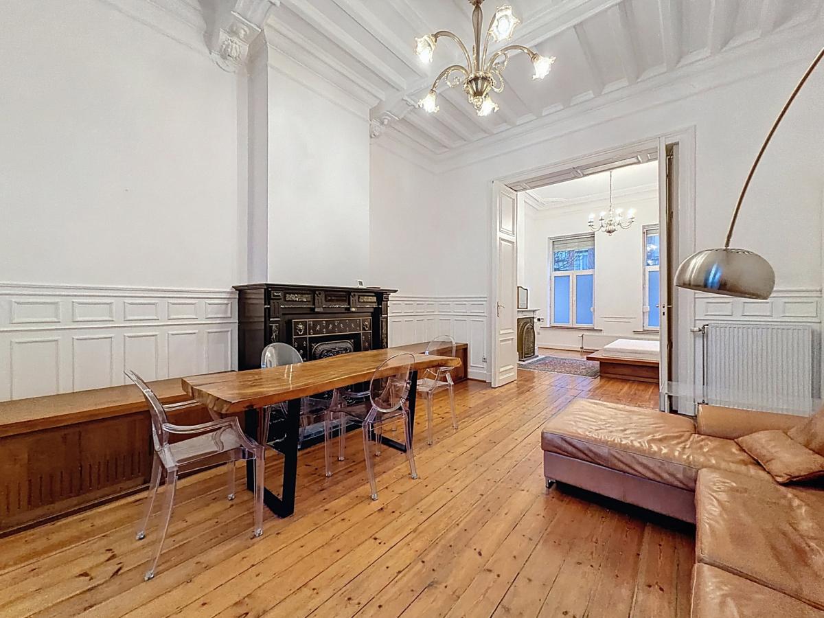 Couronne : Bel appartement de caractère avec jardin meublé