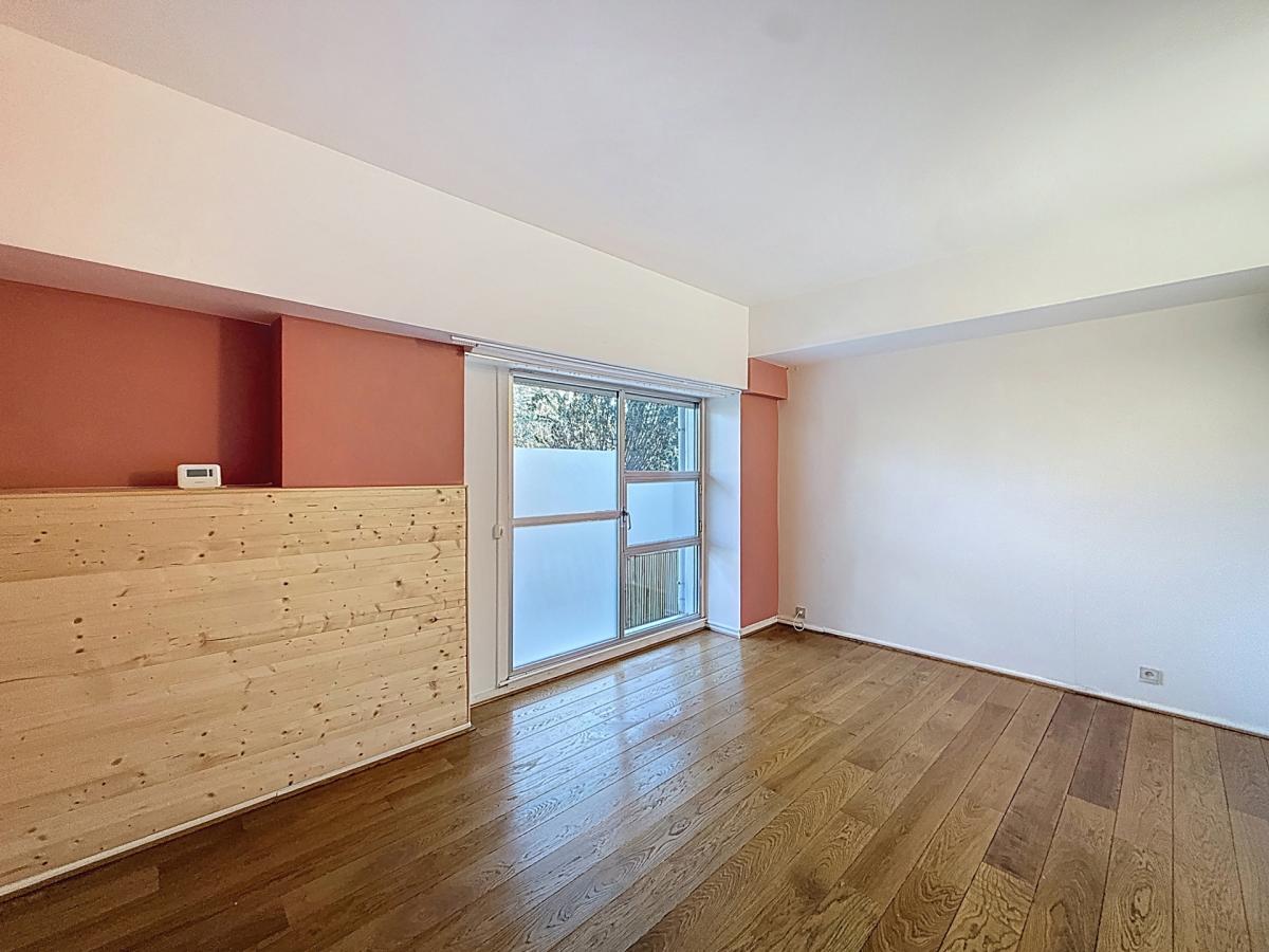 Bois de la Cambre : appartement 1 chambre + extérieur