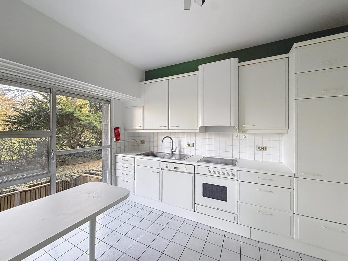 Bois de la Cambre : appartement 1 chambre + extérieur