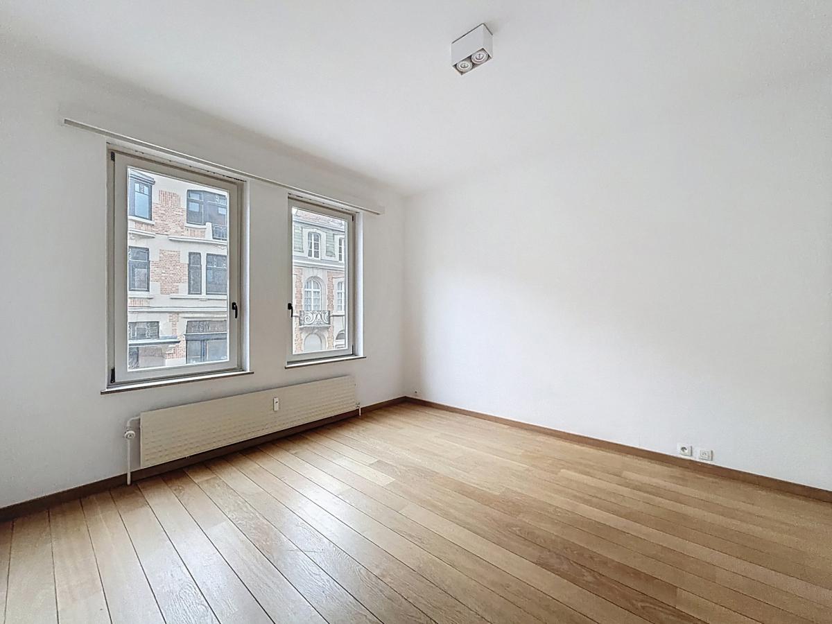 Place Brugmann : Très bel appartement de 3 ch. + terrasse