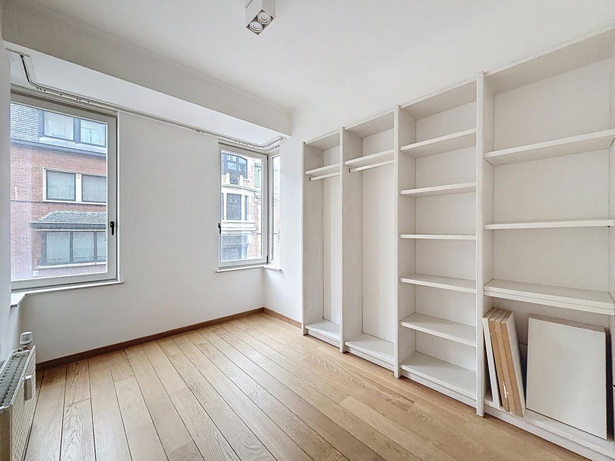 Place Brugmann : Très bel appartement de 3 ch. + terrasse