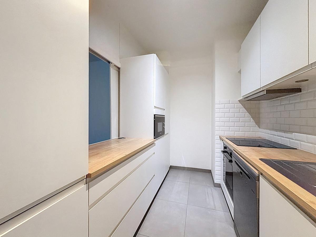 Place Brugmann : Très bel appartement de 3 ch. + terrasse