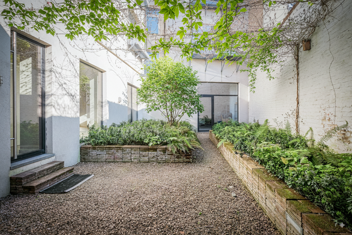 Magnifique loft de 220m² 3 ch terrasse et garage 2v