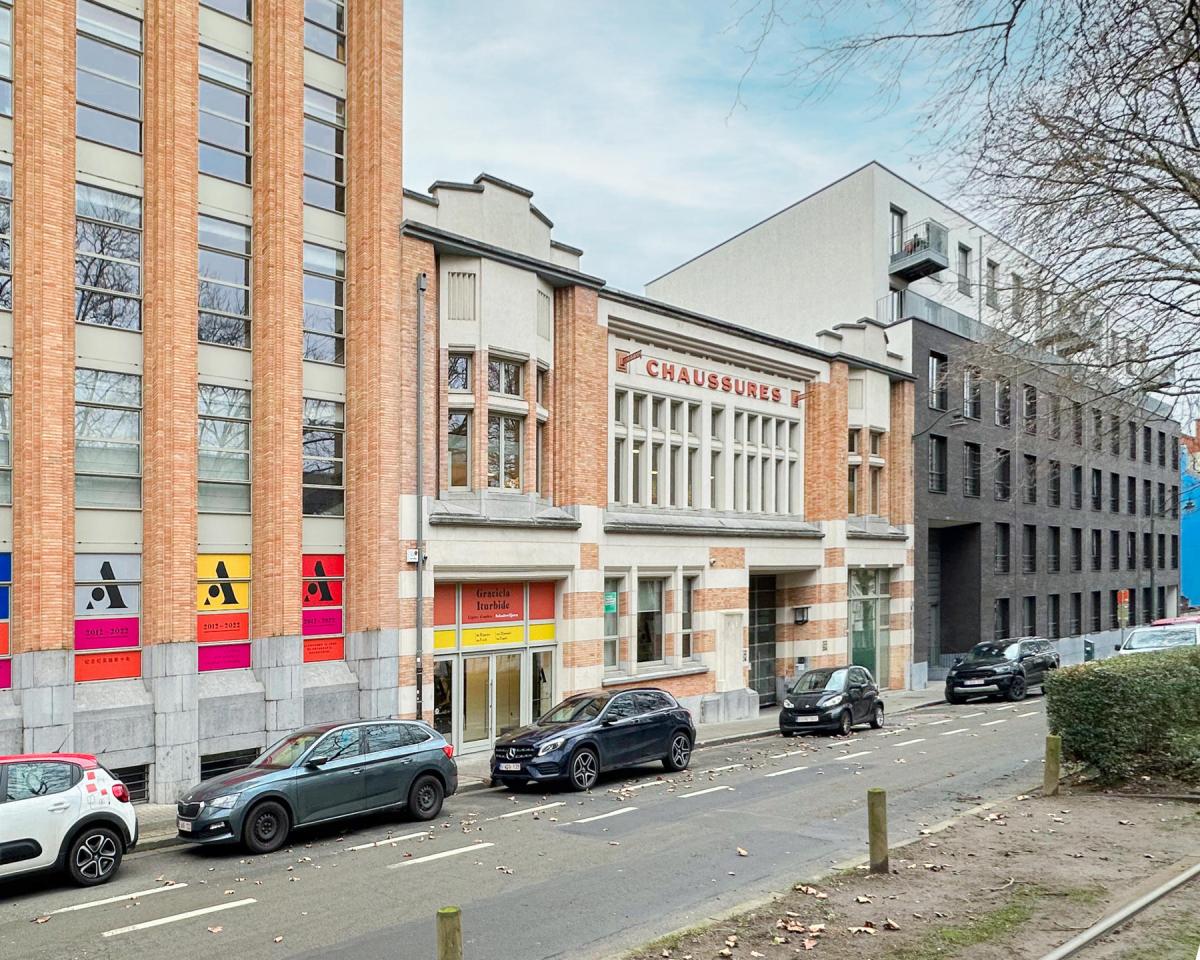 Quartier Van Volxem: magnifique penthouse avec terrasse 