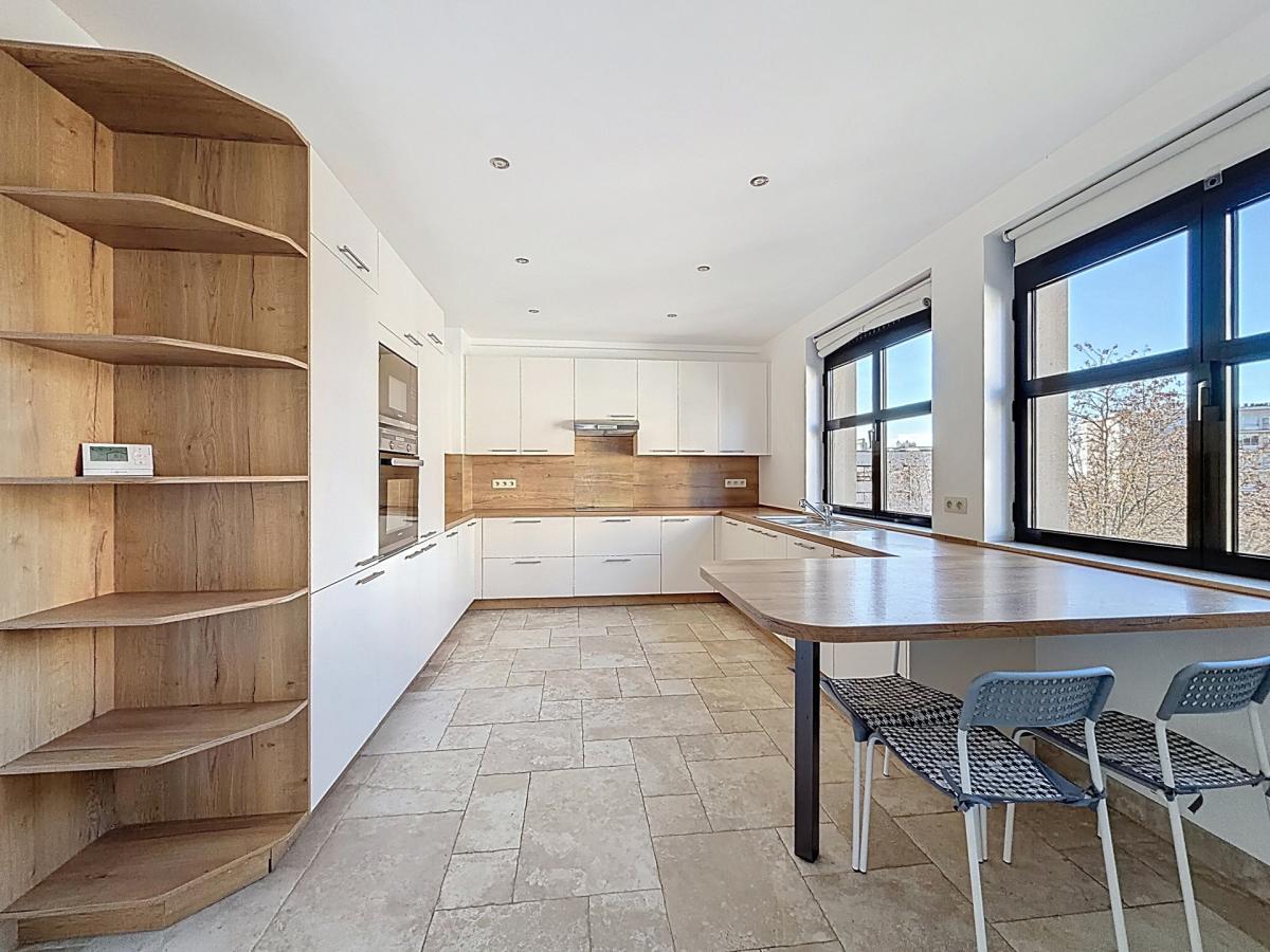 Parc Brugmann : Bel appartement 3 chambres + terrasse 