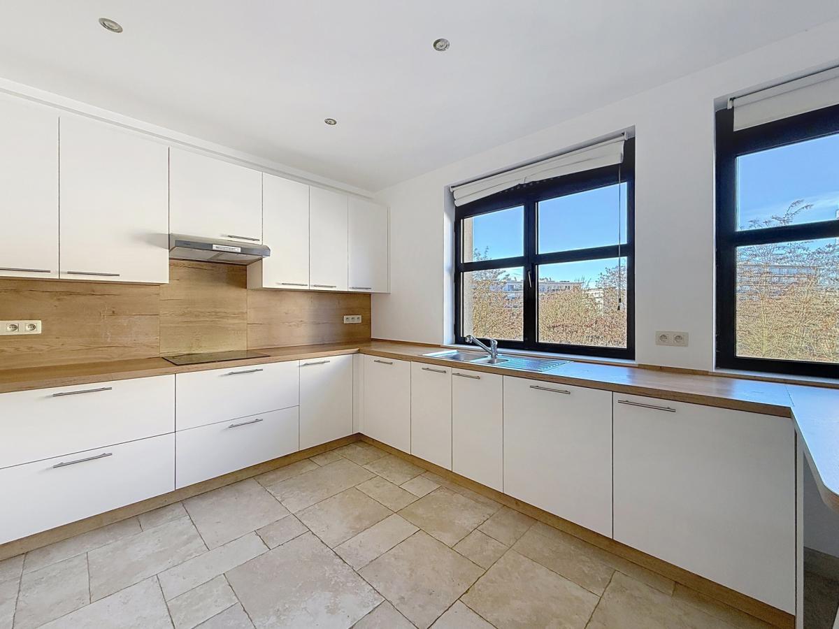 Parc Brugmann : Bel appartement 3 chambres + terrasse 