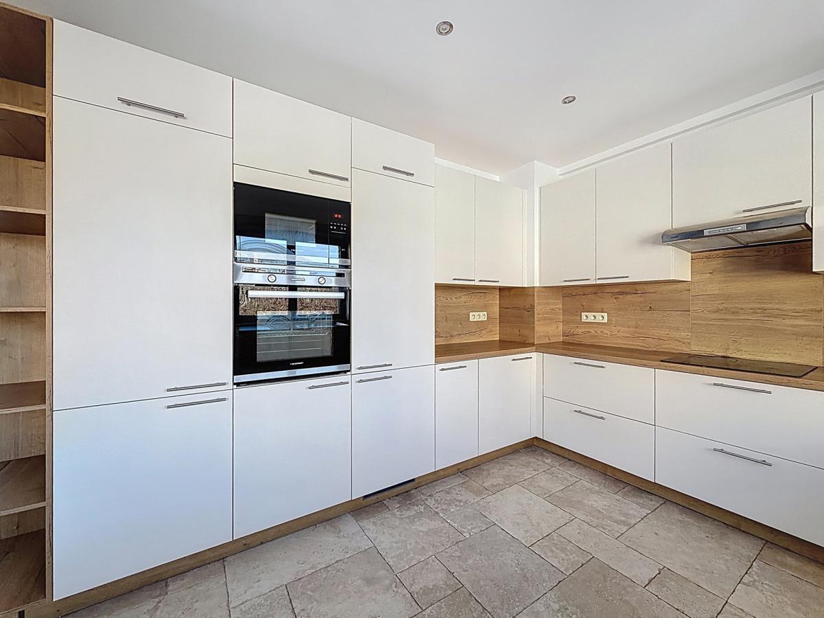 Parc Brugmann : Bel appartement 3 chambres + terrasse 