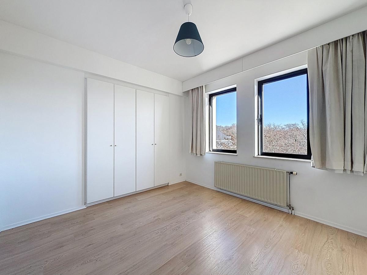 Parc Brugmann : Bel appartement 3 chambres + terrasse 