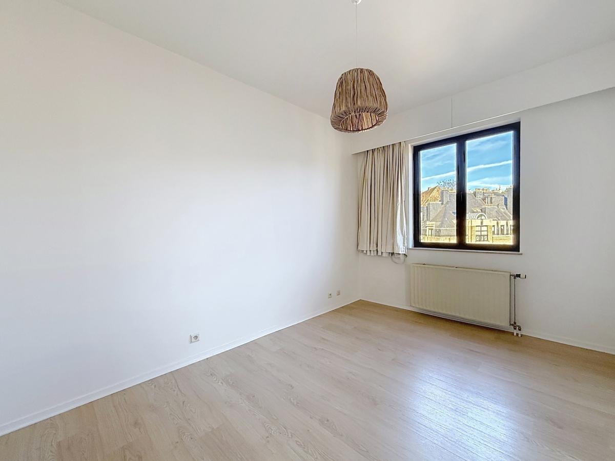 Parc Brugmann : Bel appartement 3 chambres + terrasse 