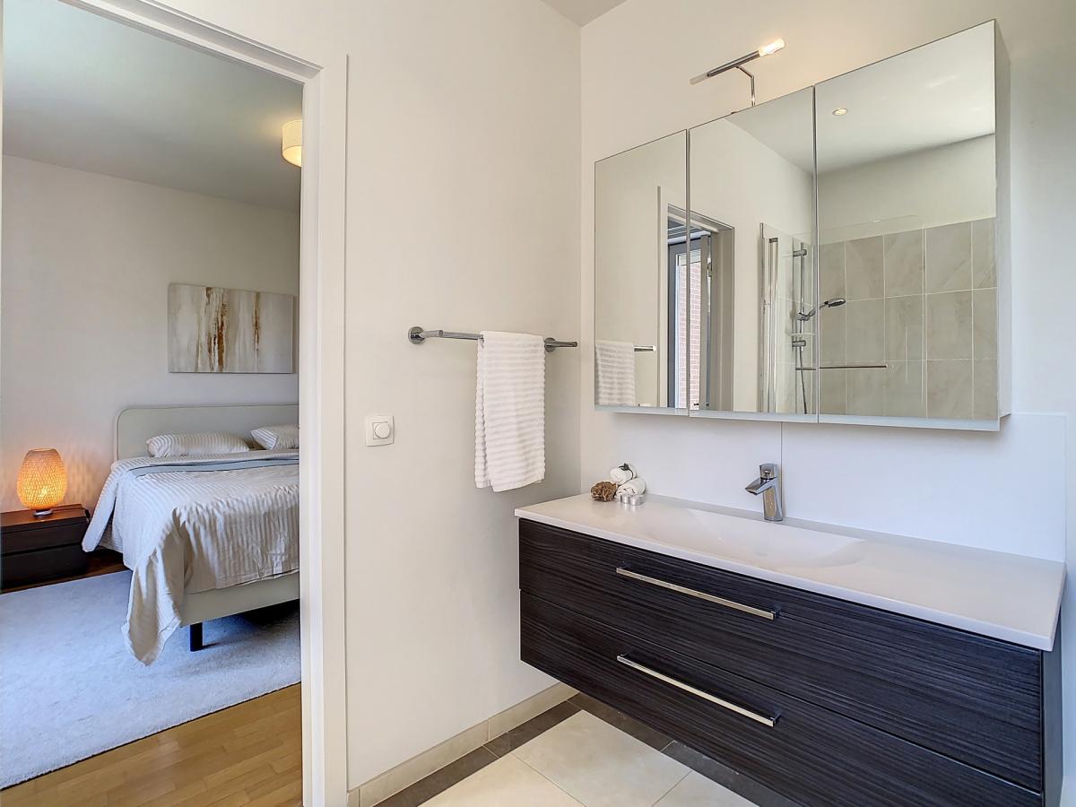 Louise / Châtelain : Magnifique duplex meublé + terrasse