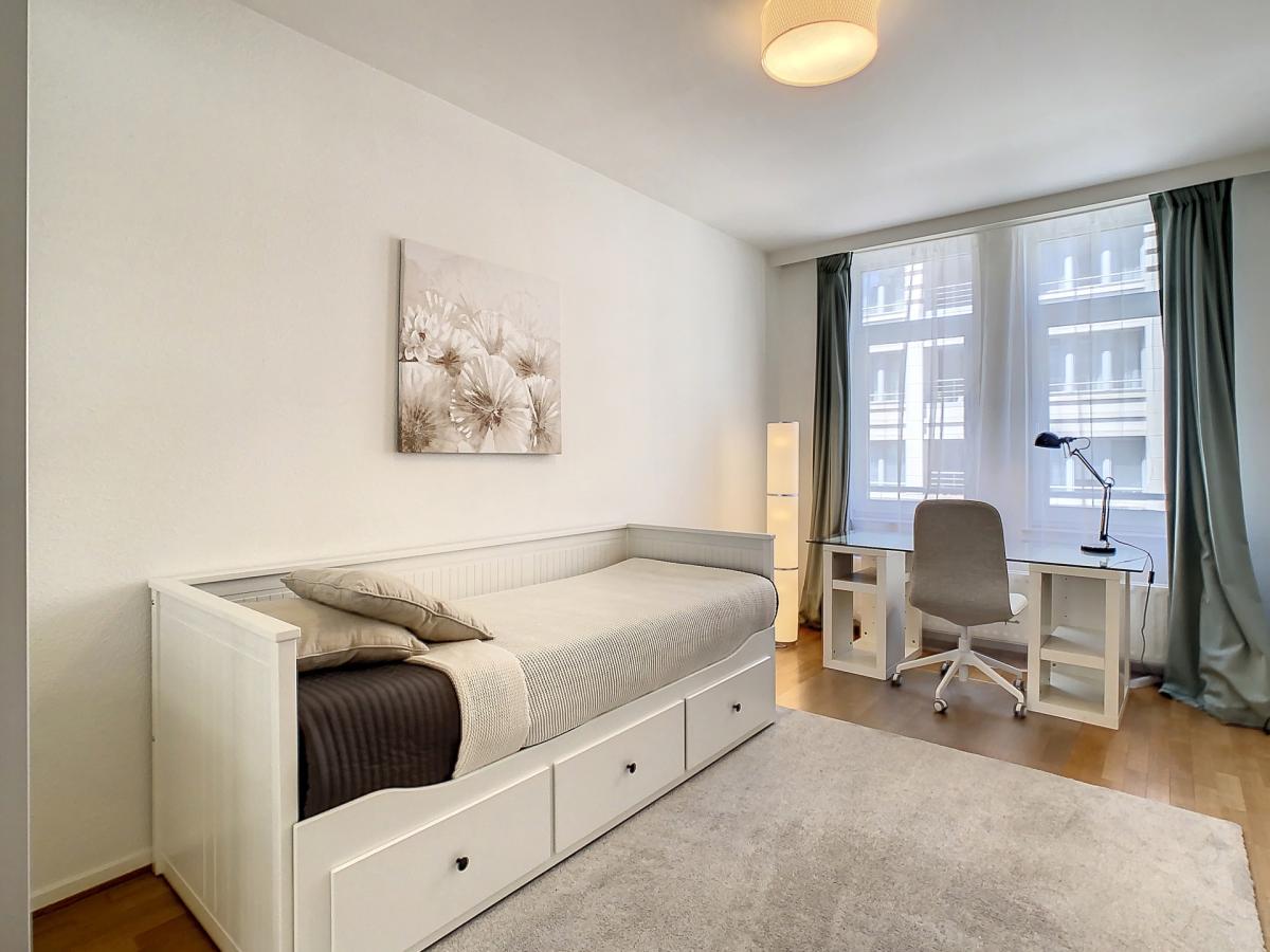 Louise / Châtelain : Magnifique duplex meublé + terrasse