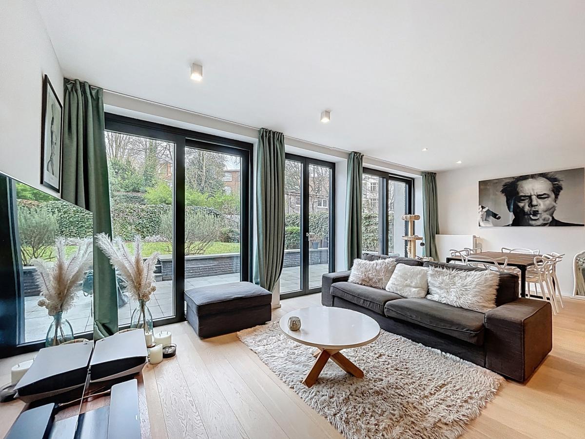 Coghen : Sublime rez-de-chaussée avec jardin