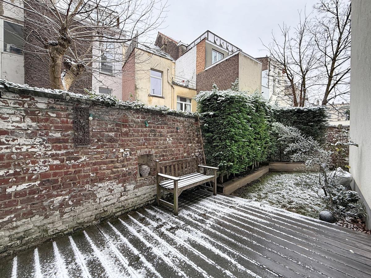 Haut de Saint-Gilles : Rez-de-chaussée avec jardin meublé
