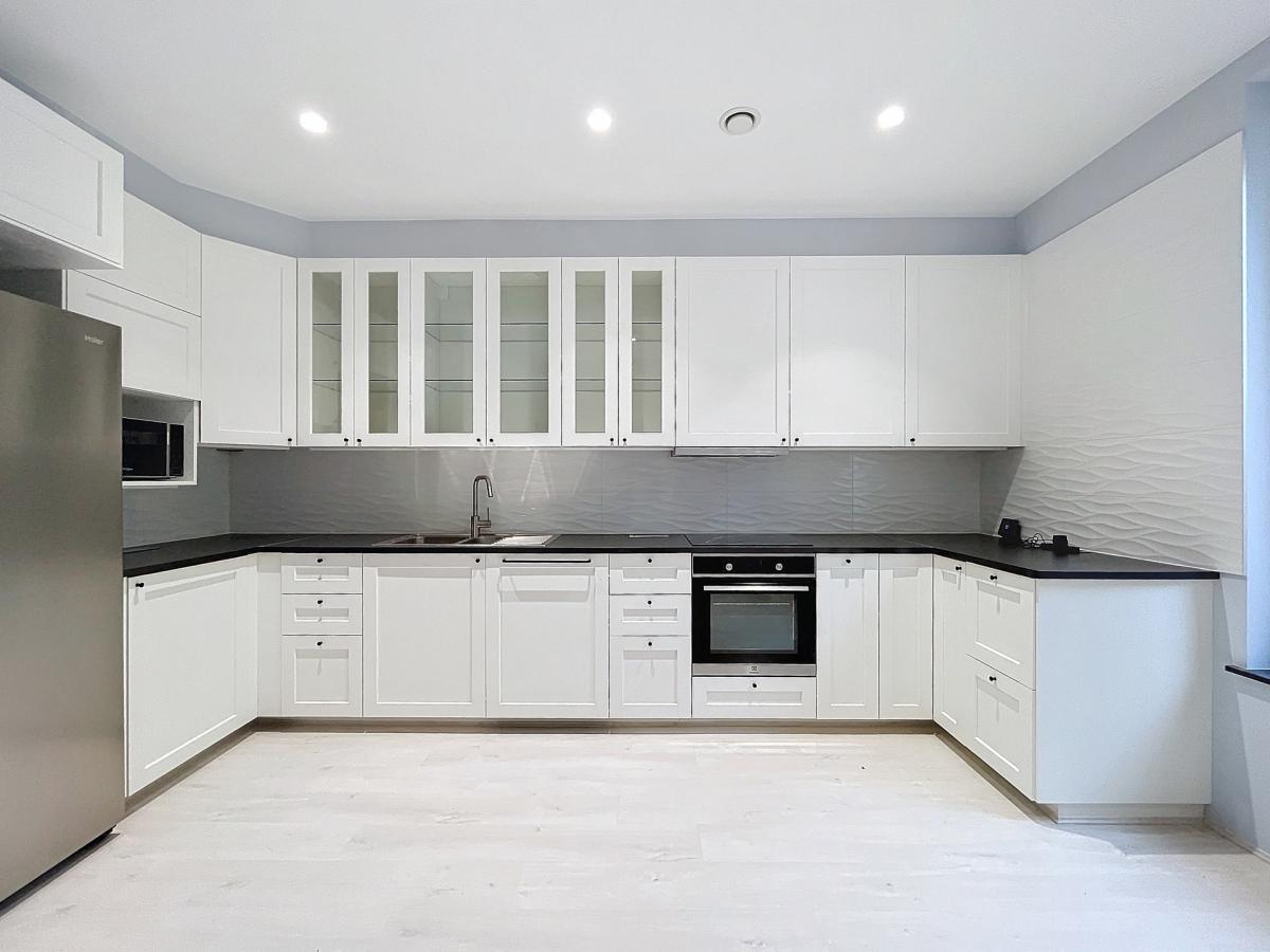 Parc Josaphat : Jolie maison arrière 2 chambres avec cour