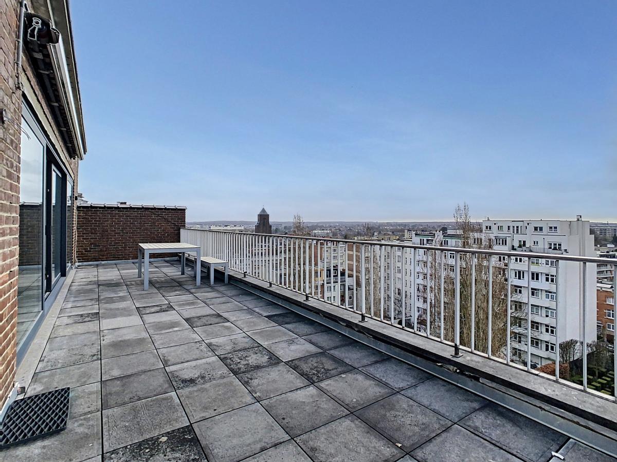 Roosevelt : Superbe penthouse avec grande terrasse