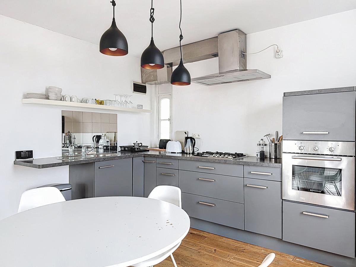 Vanderkindere / Albert : Bel appartement 1ch meublé