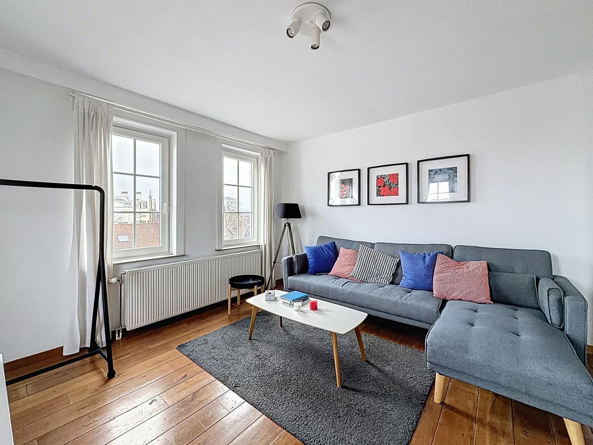 Vanderkindere / Albert : Bel appartement 1ch meublé