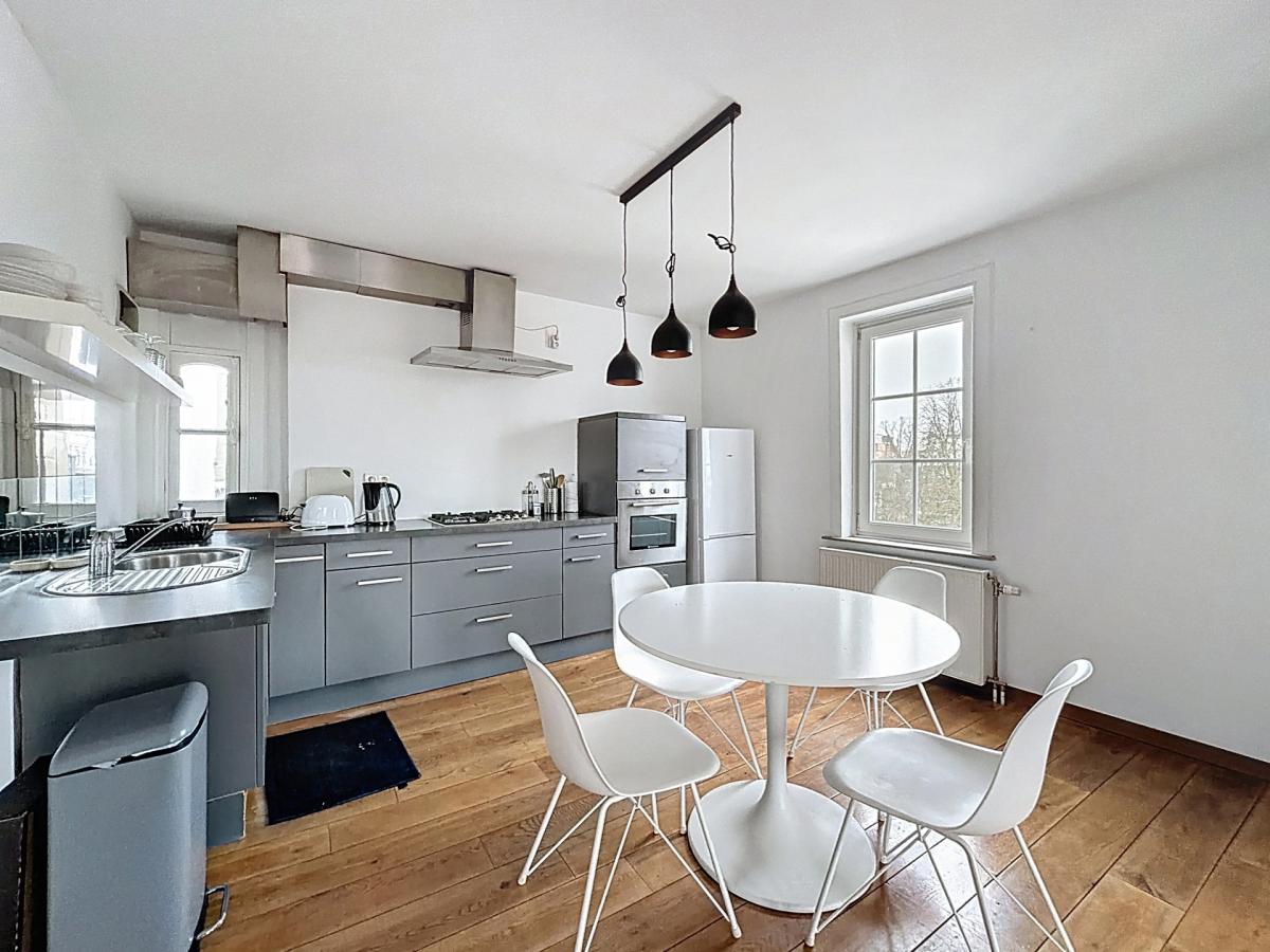 Vanderkindere / Albert : Bel appartement 1ch meublé