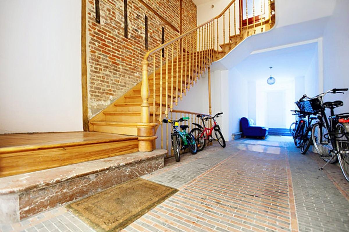 Quartier Européen : Duplex meublé 2 chambres avec terrasse