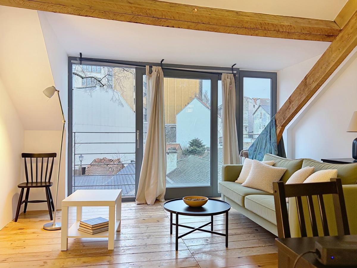 Quartier Européen : Duplex meublé 2 chambres avec terrasse