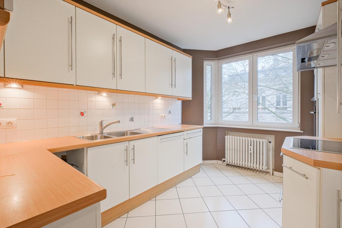 Molière : Appartement 4 chambres 200m² + chambre de bonne