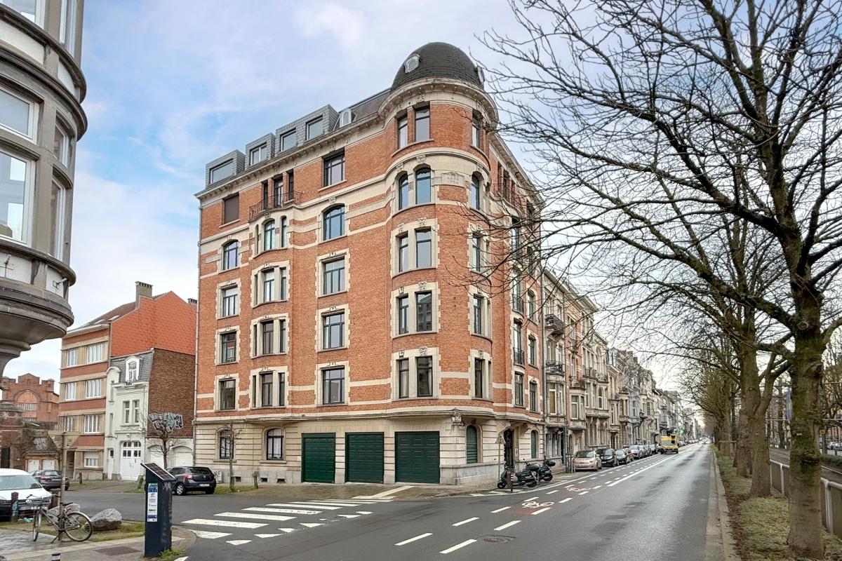 Albert - Magnifique appartement de réception ± 225 m² bruts.