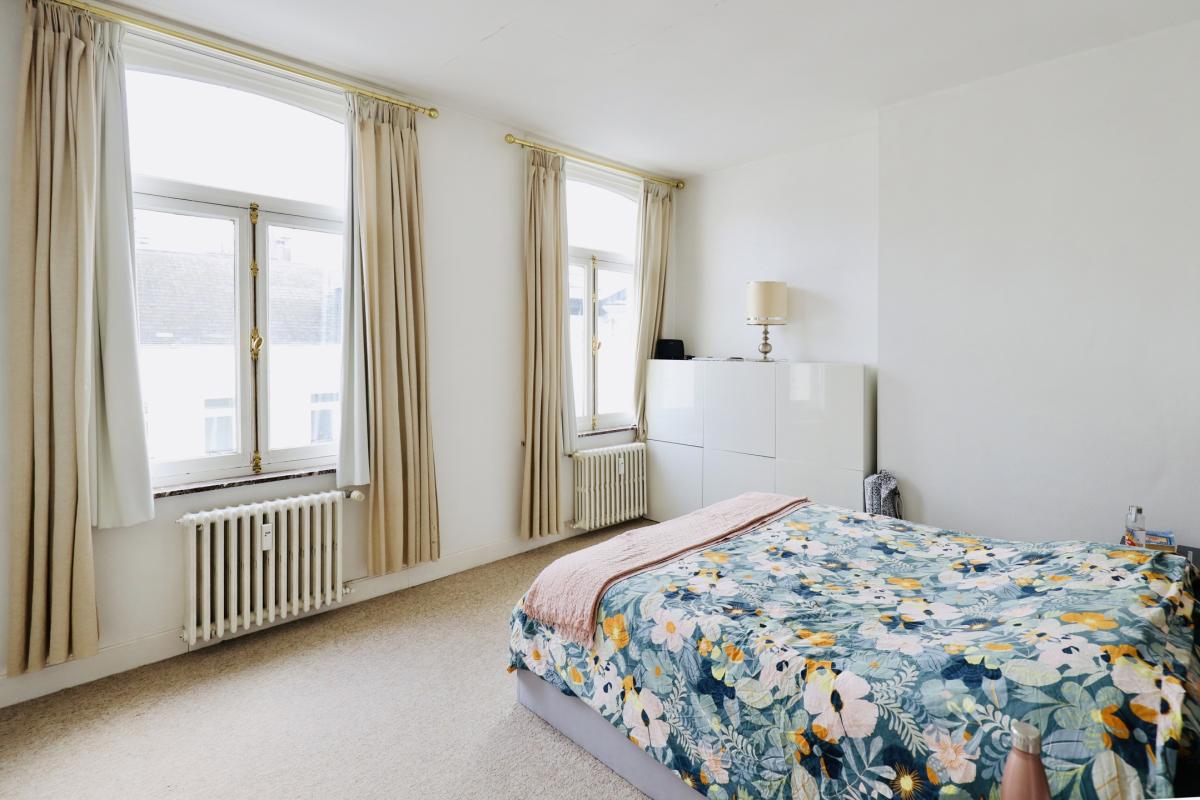 Place Luxembourg: magnifique appartement terrasse S/O 12 m²