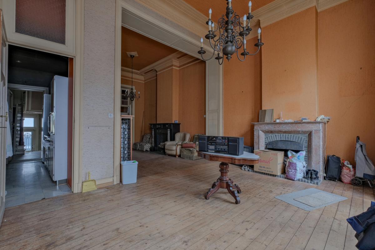 Pl. Brugmann - Immeuble à appartement (3 unités) à rénover 