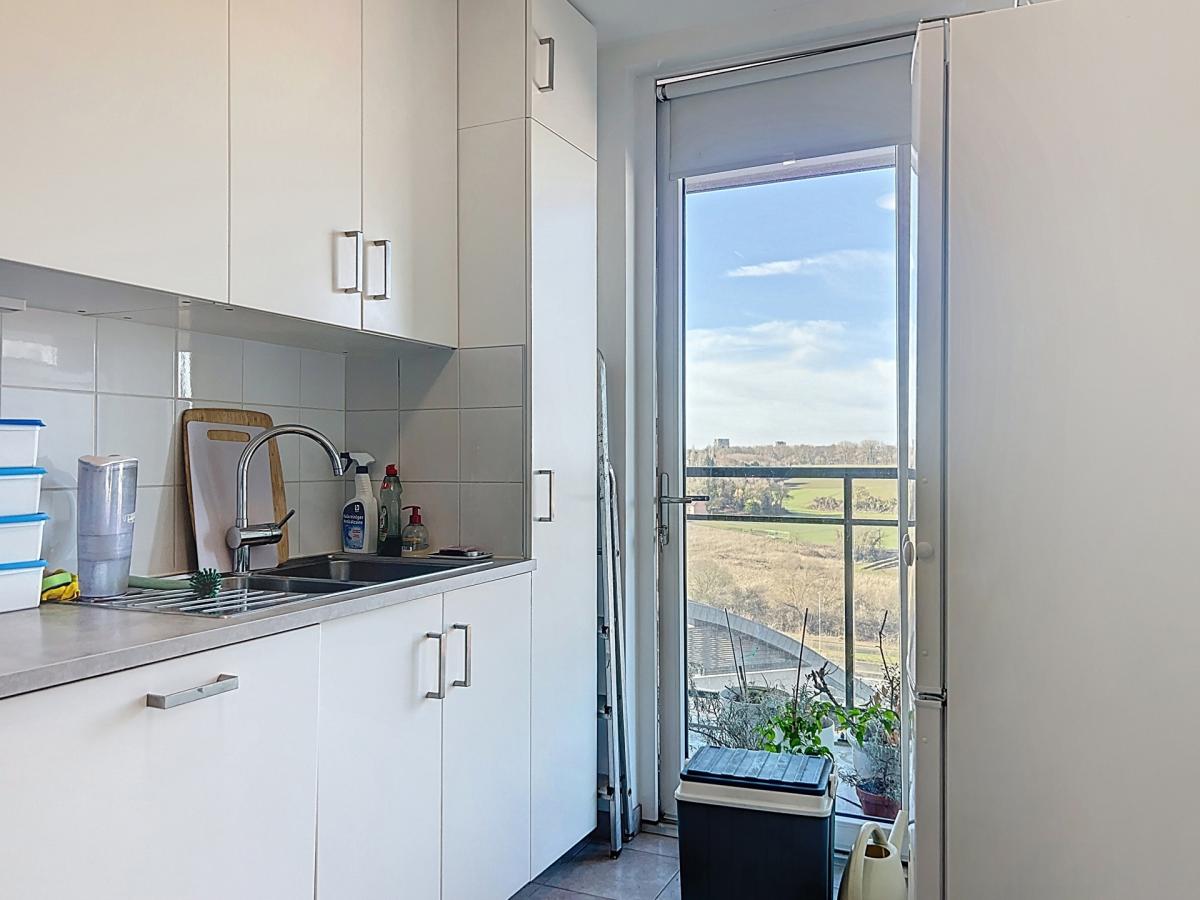 UCL : Lumineux appartement dernier étage avec une terrasse