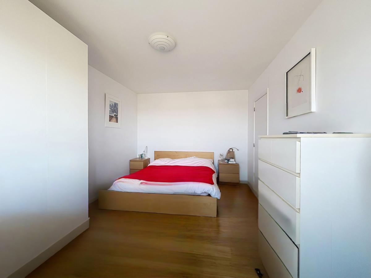 UCL : Lumineux appartement dernier étage avec une terrasse